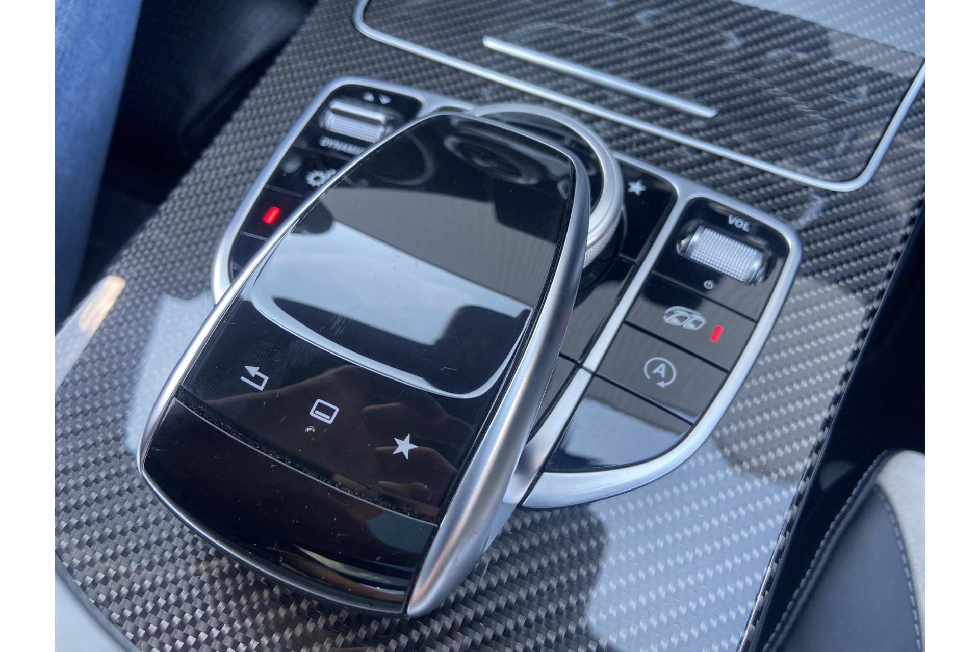 Mercedes-Benz C-Klasse C63S C63 63 S AMG*HUD*IWC*PANO*LED*CARBON*DISTR+